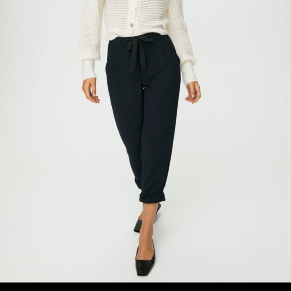 Wilfred Allant Mid Rise Pant in Black - Picture 2 of 7